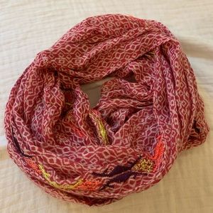 👯‍♀️BOGO👯‍♀️ Infiniti scarf
